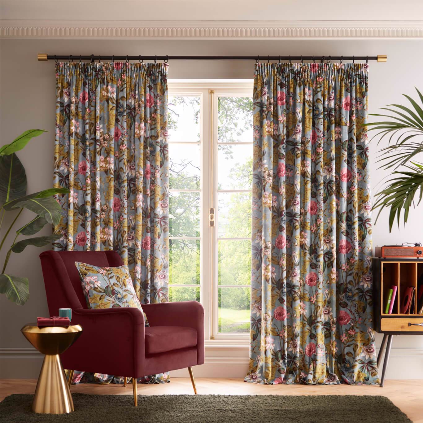 Passiflora Mineral Curtains